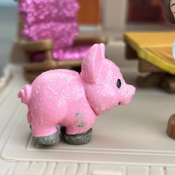 DISNEY Beauty Animators Collection Littles BELLE'S COTTAGE HOUSE Playset Figures - Picture 4 of 13